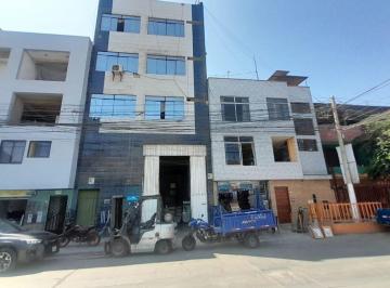 Venta de Almacén Comercial en Urb. Palao Primera Entrada Smp