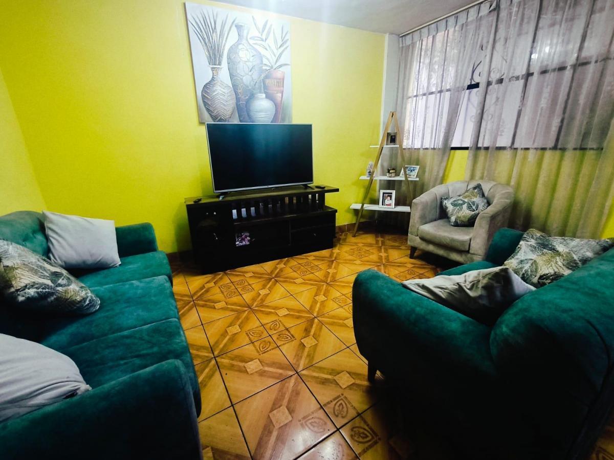 Casa Quinta 3pisos 6 Dormitorios Vista Interior
