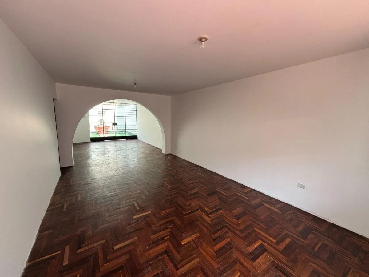 Vendo Casa de 237 m² Excelente Ubicacion en Ate