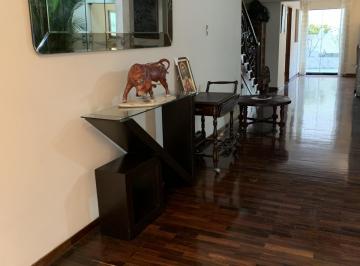 Casa 3 Pisos, At 303 m, Urb Los Jazmines Surco