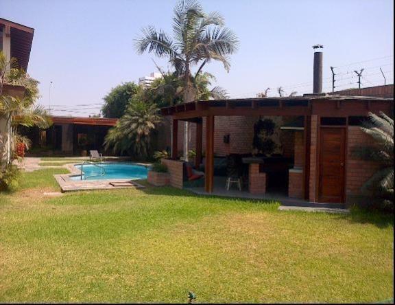Vendo Hermosa Casa en Calle Osa Mayor N 1, Urb. Los Granados, Surco