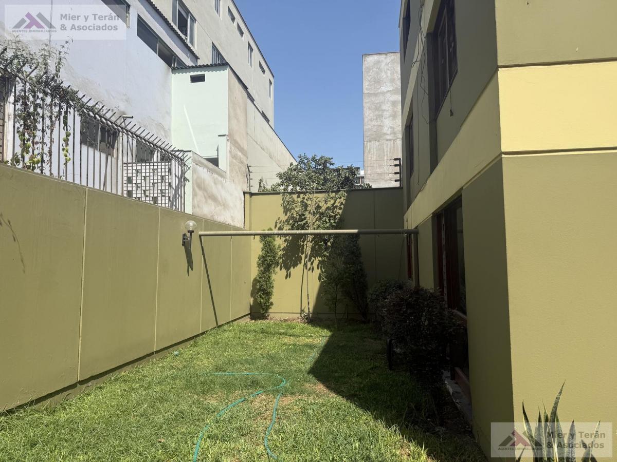 Venta Casa en Surco (609 - 1138 - 1)