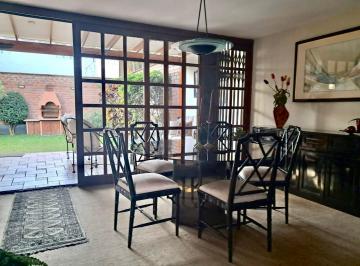 ¡Oportunidad Exclusiva! Venta de Linda y Exclusiva Casa con Jardín en Surco