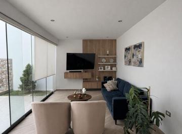 Moderna Casa en La Alborada - 3 Niveles, Terrazas y Excelente Ubicación en Surco