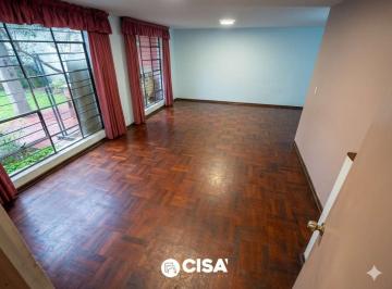 Vendo Casa en Surco Parám 5 Pisos Mas Azotea Precio de Remate