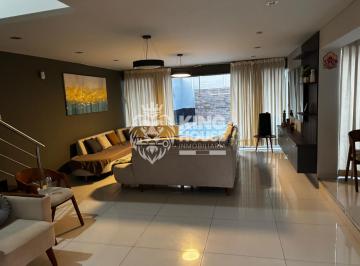 Venta de Casa Ubicado en Calle Cerro Verde, Surco