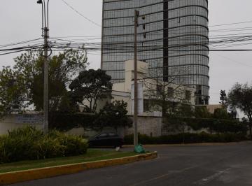 2, 512 m² - Cruz del Sur, Esquina - Proyecto con 18, 000 m² de Area Vendible
