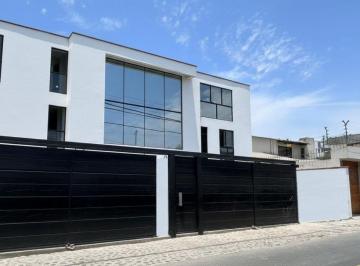 Fabulosa Casa de Estreno en Exclusivo Condominio en Surco