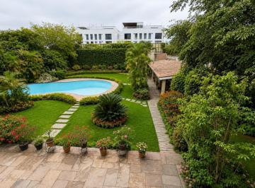 Venta de Casa en Chacarilla Zona de Batallones Santiago de Surco