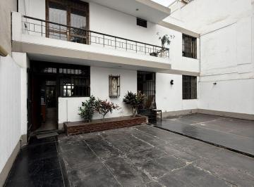 Casa en Venta en Santiago de Surco!