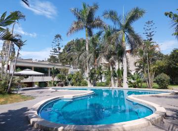 Vendo Linda Casa en Surco por La Universidad de Lima