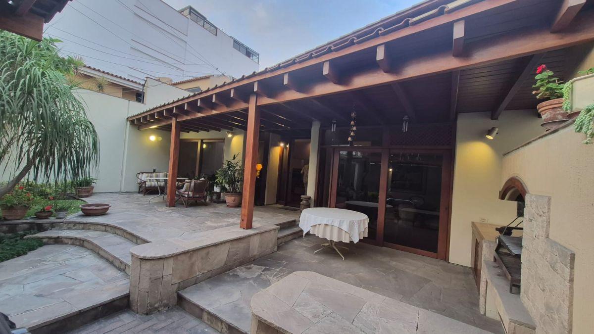 Casa 402 m² Cerca a Av. Caminos del Inca - Surco