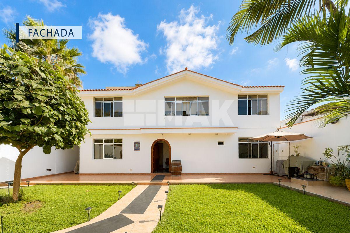 Venta de Casa en Condominio Privado (4 Casas) | Amplios Jardines – Surco