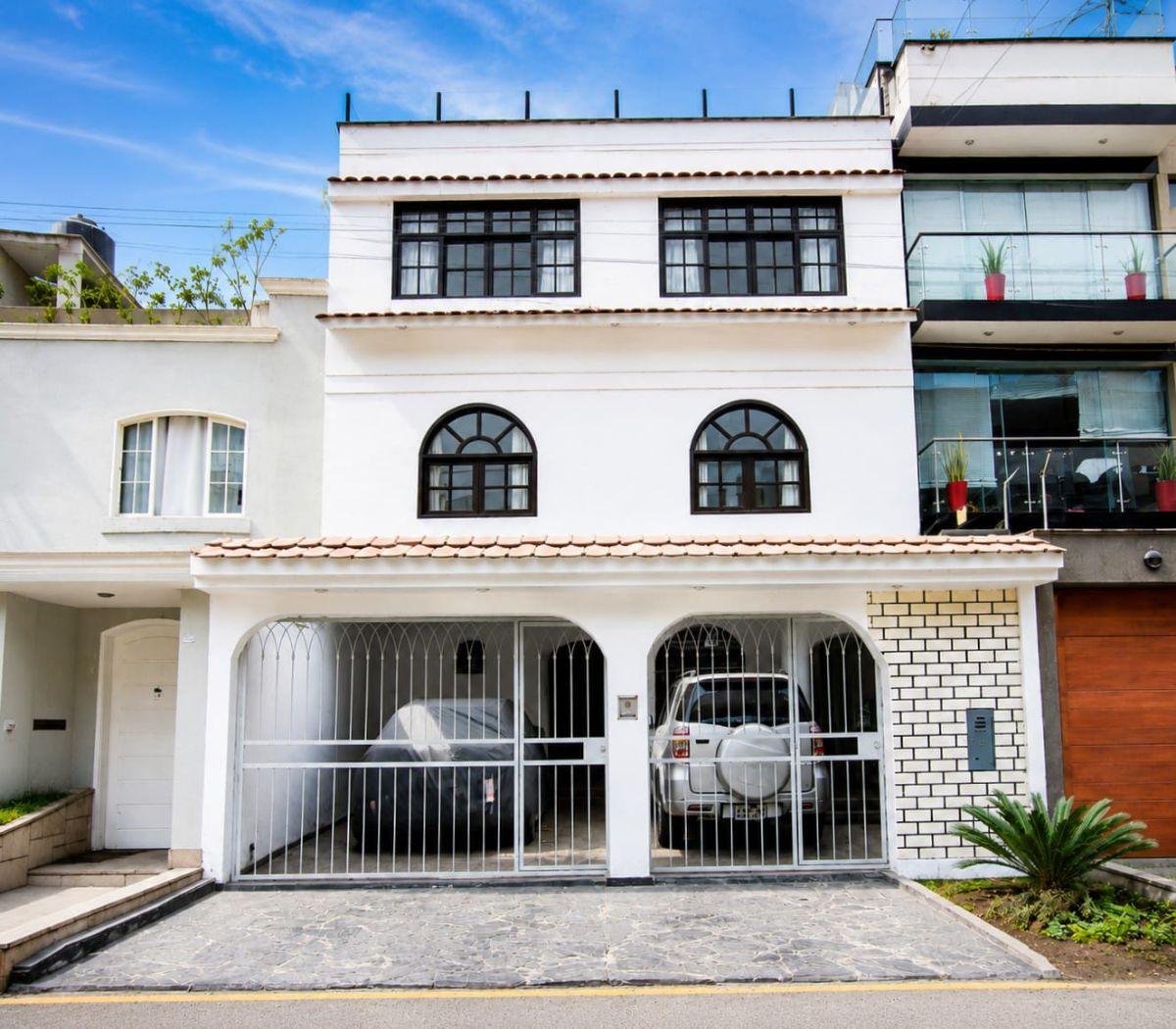 Vendo Casa Independizada con Dúplex Adicional - Surco