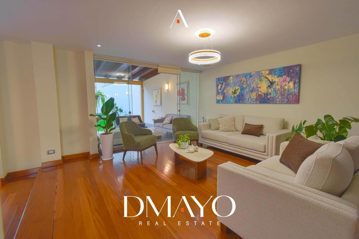 Se Vende Exclusiva Casa en Las Casuarinas con Piscina y 6 Dormitorios