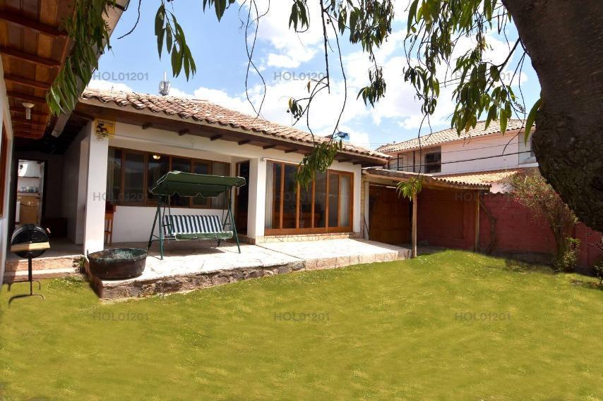 Se Vende Linda Casa Ubicada a 15 Minutos del Centro de Cuzco