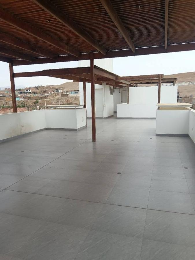 Paraiso Frente Al Mar Casa en Venta en Caleta Vidal - Barranca Id: 3 7 1 7 9