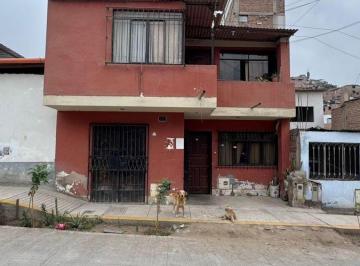 Venta de Casa Como Terreno en Villa El Salvador –