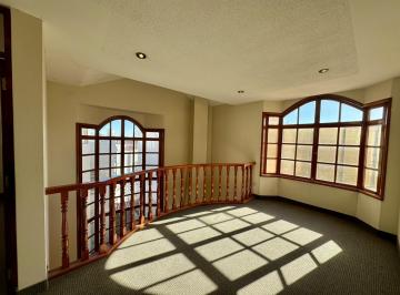 Dos Casas Independientes en Venta en El Corazon de Yanahuara