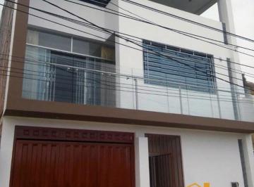 Venta Casa de Playa 3 Pisos Zorritos - Tumbes