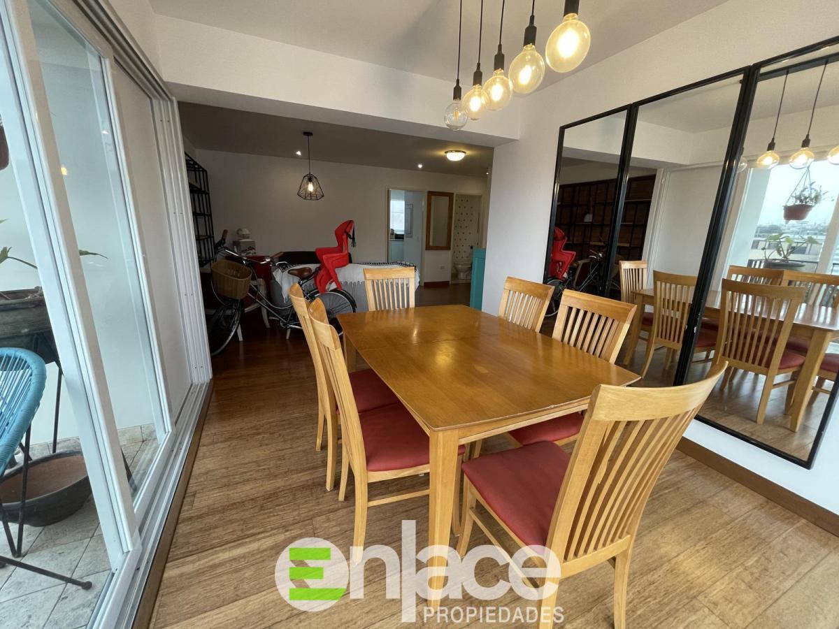 Vendo o Alquilo Flat 3 Dorm - Cuarto de Servicio - 1 Cochera - Malecon Grau Chorrillos