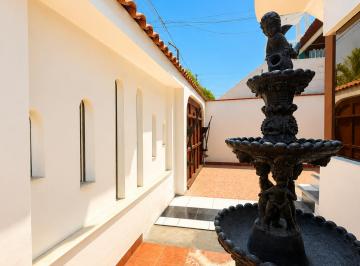 Departamento en alquiler en Chorrillos - 75 m², 3 dormitorios
