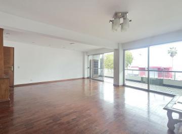 Departamento en alquiler en Chorrillos - 180 m², 3 dormitorios