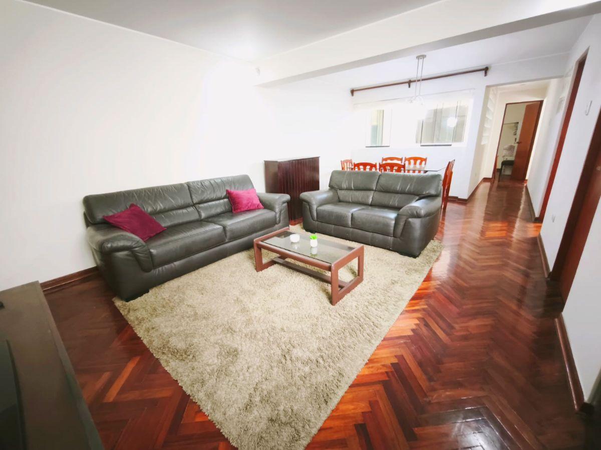 Alquiler Departamento Amoblado y Equipado en Jesús María de 3 Dormitorios – Av. Salaverry