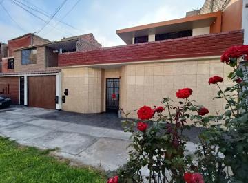 Departamento en alquiler en La Perla - 37 m², 2 dormitorios
