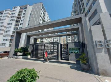 Se Alquila Departamento en Piso 10 con Balcon