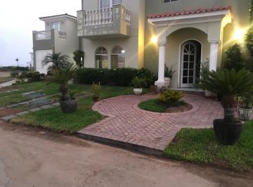Vive Cómodo y Seguro: Departamento en Condominio Islas de San Pedro