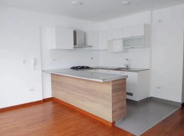 Alquilo Exclusivo Departamento en Magdalena Límite con San Isidro