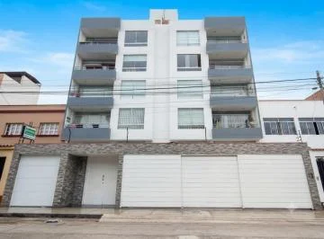 Amplio Dúplex de 5 Dormitorios en Excelente Ubicación de Magdalena del Mar
