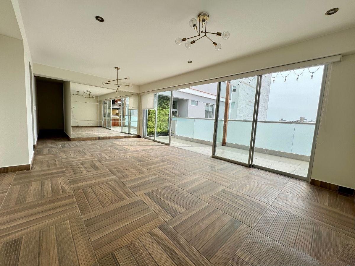 Departamento 128 m², 3 Habitaciones, Hab. de Servicio, Gas Natural, Terraza, Cochera Doble