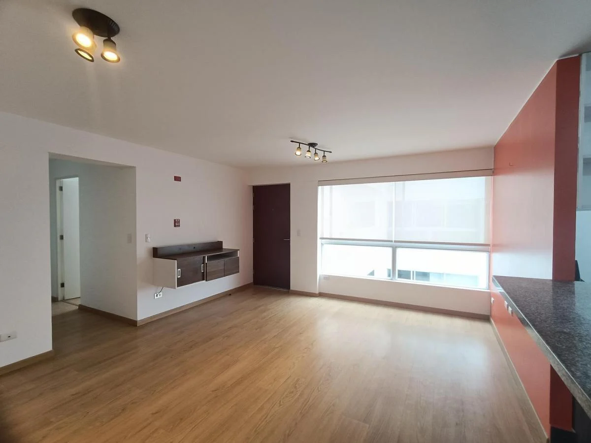 Alquiler de Flat con 3 Dorm + Estudio Frente Al Parque Gonzáles Prada