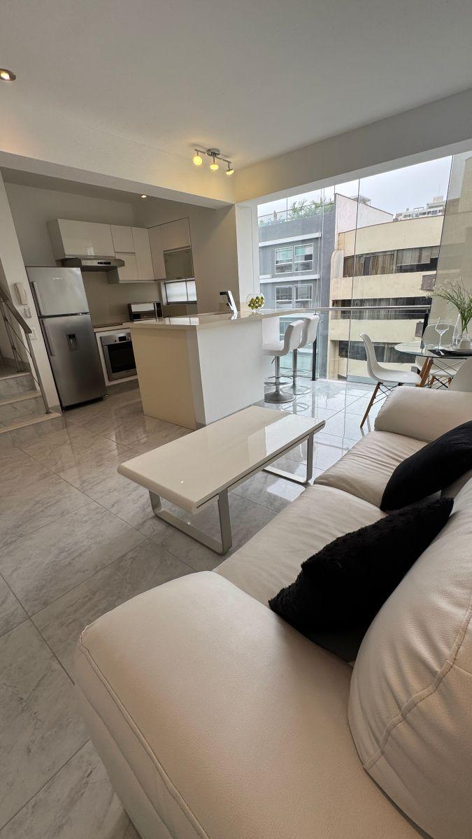 Miraflores Bello Duplex Amoblado y Equipado