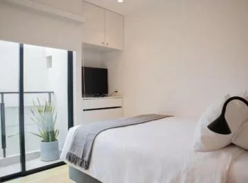 Moderno Departamento Loft con Balcón en Miraflores | 22 m²