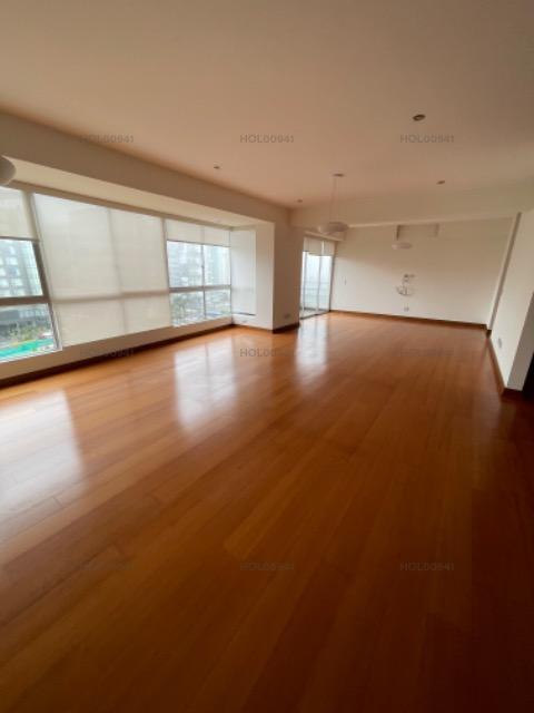 Departamento en alquiler en Miraflores - 240 m², 3 dormitorios