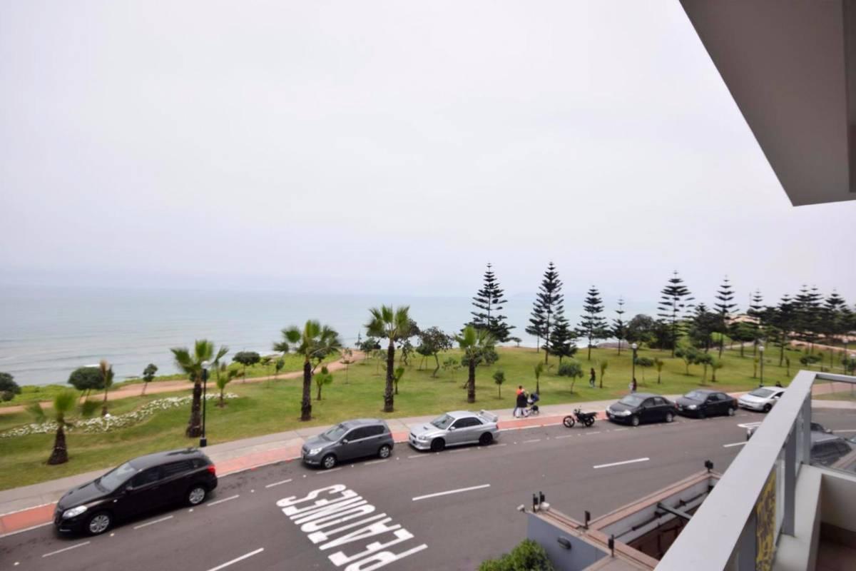 Alquilo Departamento de 153 m² a $2000 con Excelente Vista Al Mar de Miraflores