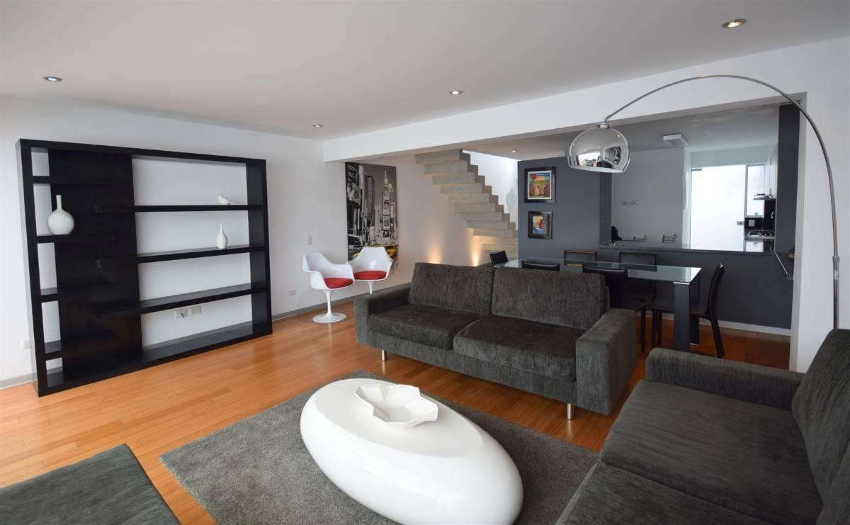 Alquilo Departamento Dúplex de 163 m² Cerca a Huaca Pucllana, Miraflores