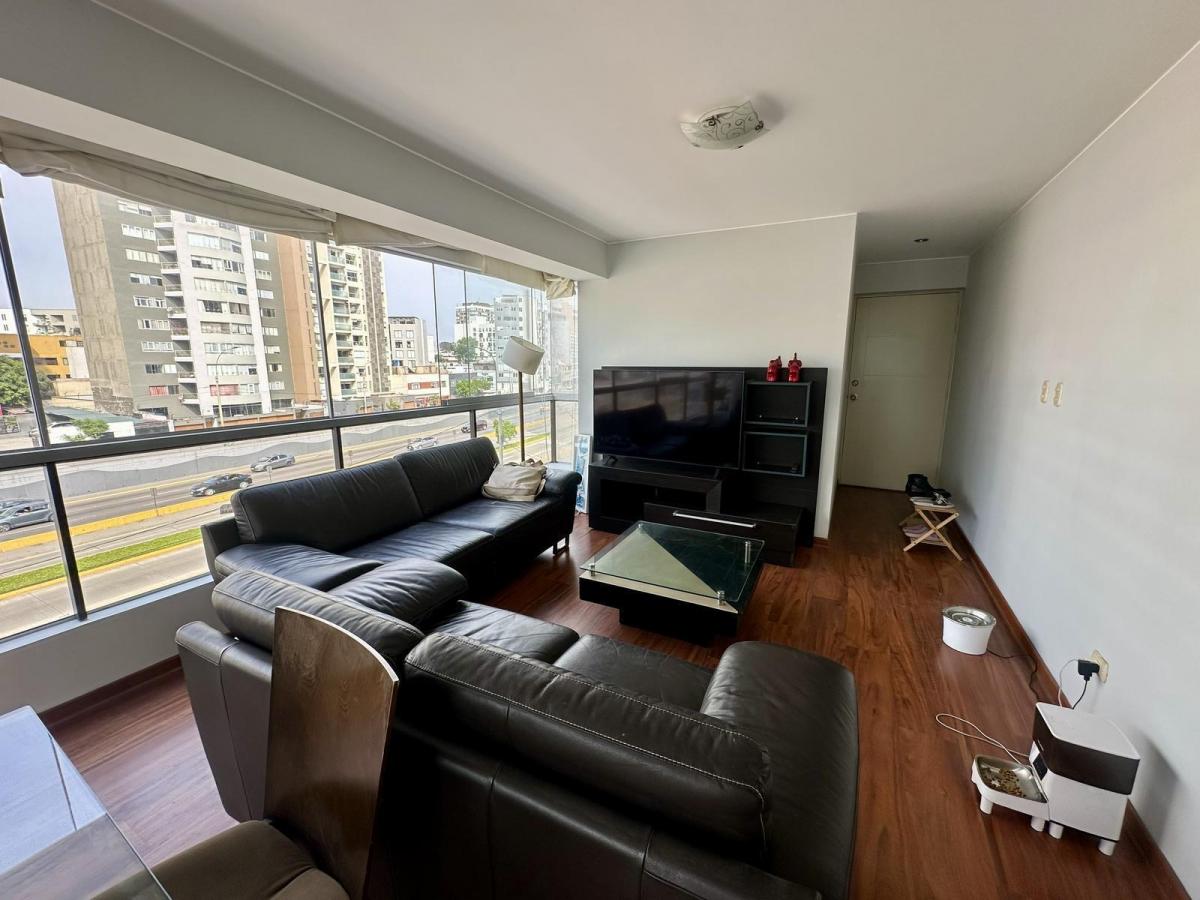 Departamento en Alquiler, 2 Dormitorios, Balcon Vista Externa, 1 Estacionamiento