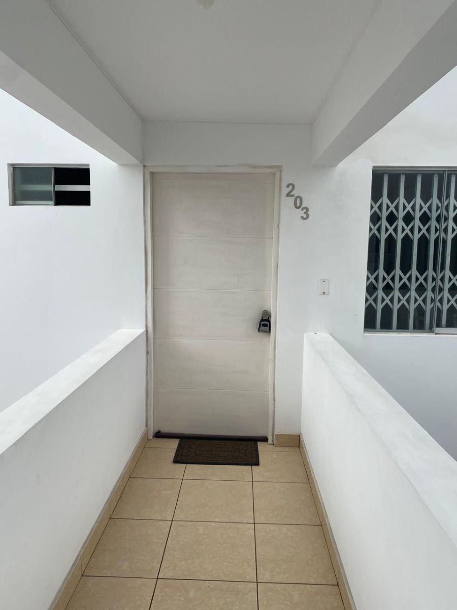 Alquila Moderno Departamento Amoblado Cerca Al Mar