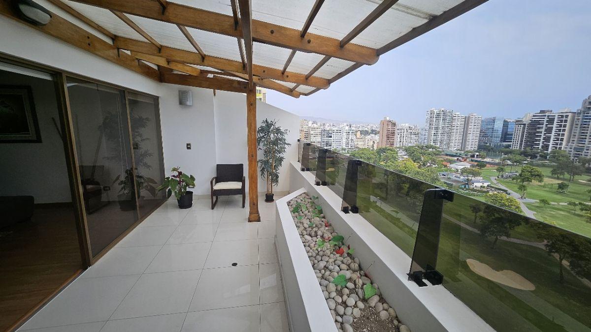 Departamento en alquiler en San Isidro - 200 m², 3 dormitorios