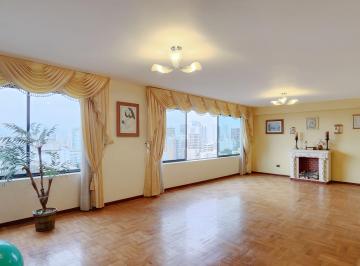 Departamento en Piso 15: Vista y Comodidad en un Solo Lugar