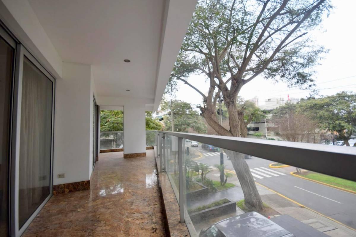 Alquilo Departamento de 210 m² Cerca Al Golf y Centro Empresarial, San Isidro