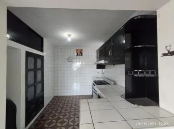 ¡Amplio Departamento en Alquiler en Zona Estratégica!