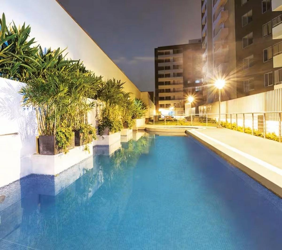 Exclusivo Apartamento Amoblado con Vista Lateral Al Mar