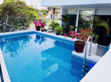Lindo Dpto 1er Piso - 2 Terrazas - At: 173 - Piscina - Frente Al Club Esmeralda