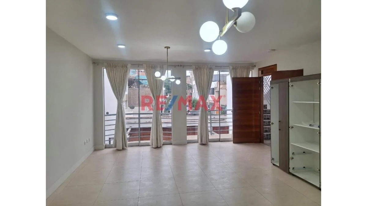 Se Alquila Departamento en Surco