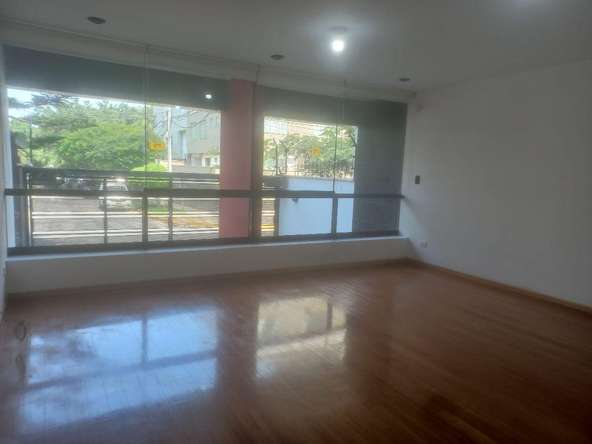 Alquiler Hermoso Dpto Flat 3 Dorm. 1er Piso Surco Alt Cdra 6 de Av Caminos del Inca